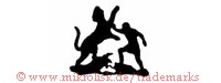 (Mann kämpft mit Hund)